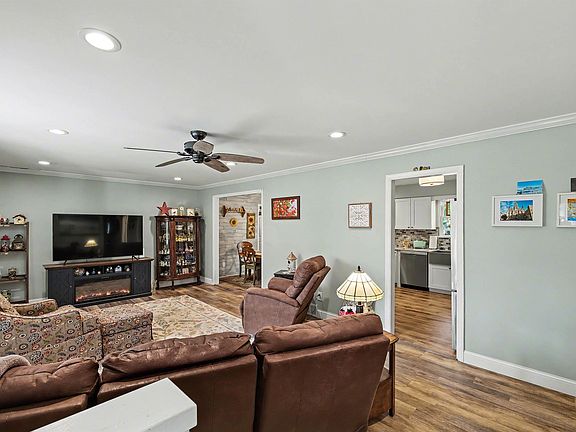 2nd image of 655 Weilers Ln