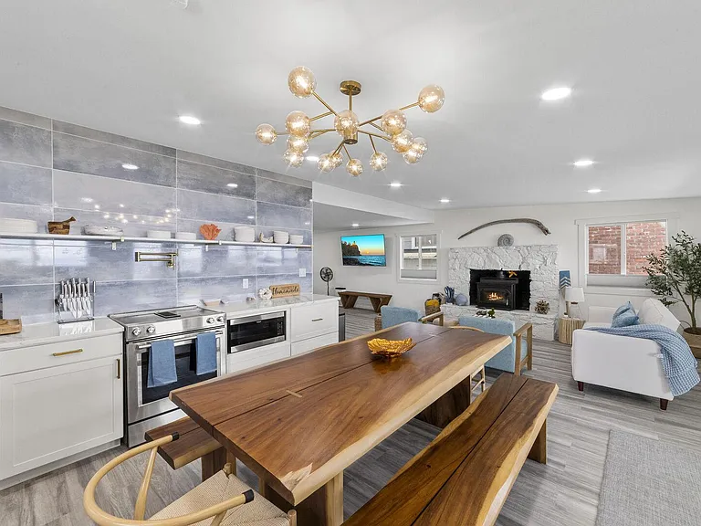 260 Driftwood Shores Rd — Photo 15