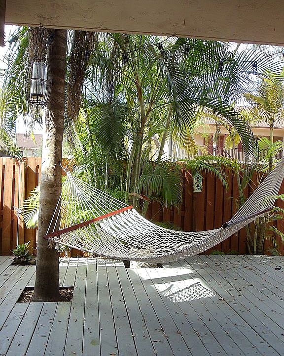 Tropical Deck