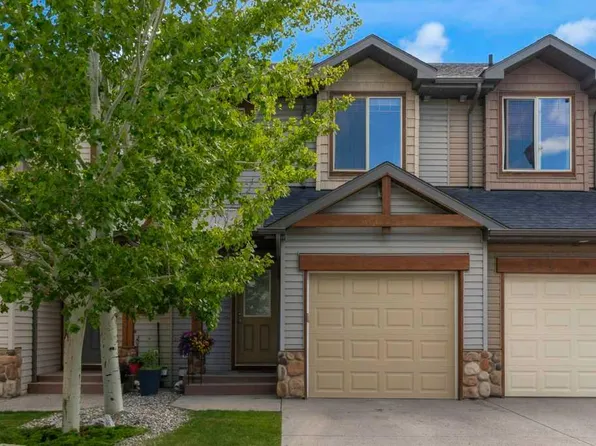 413 W River Ave #402, Cochrane, AB T4C 0P2