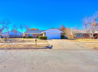 12501 Hickory Hollow Dr, Oklahoma City, OK 73142