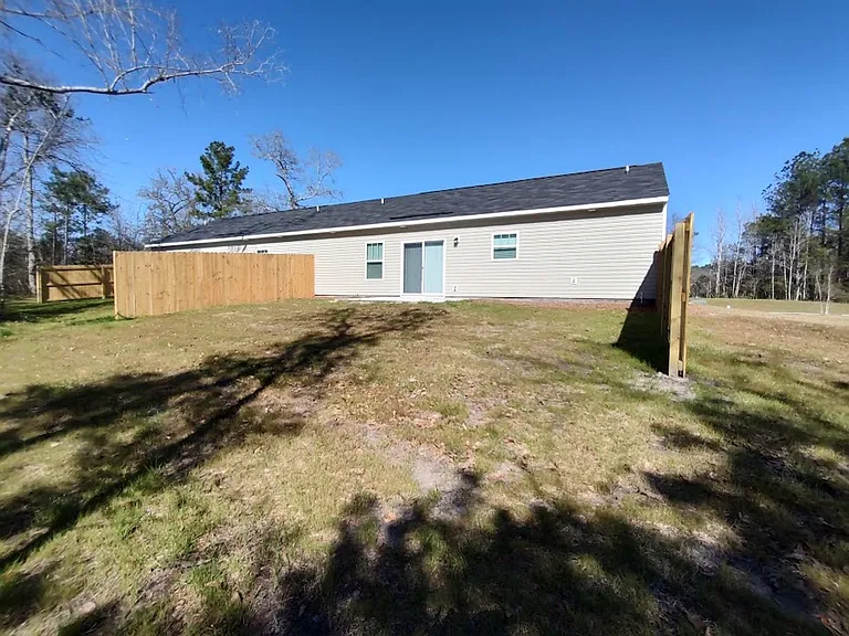 122A Smithfield Dr — Photo 5