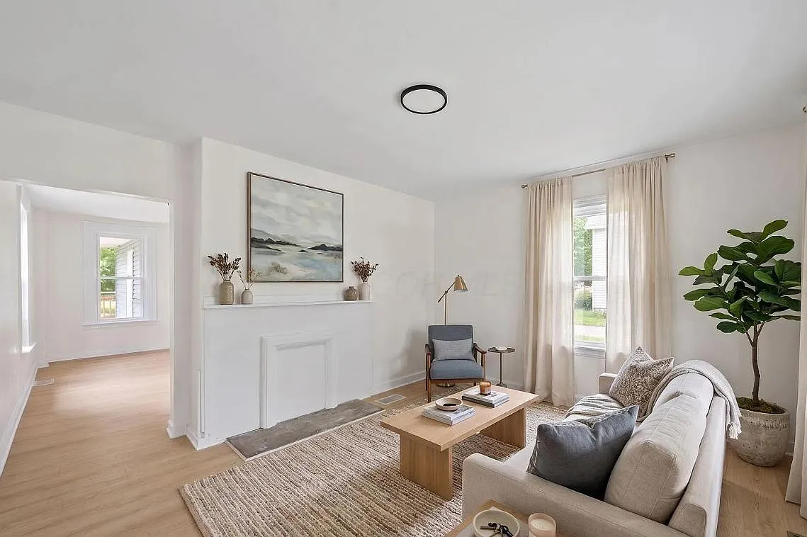 308 S Highland Ave — Photo 4
