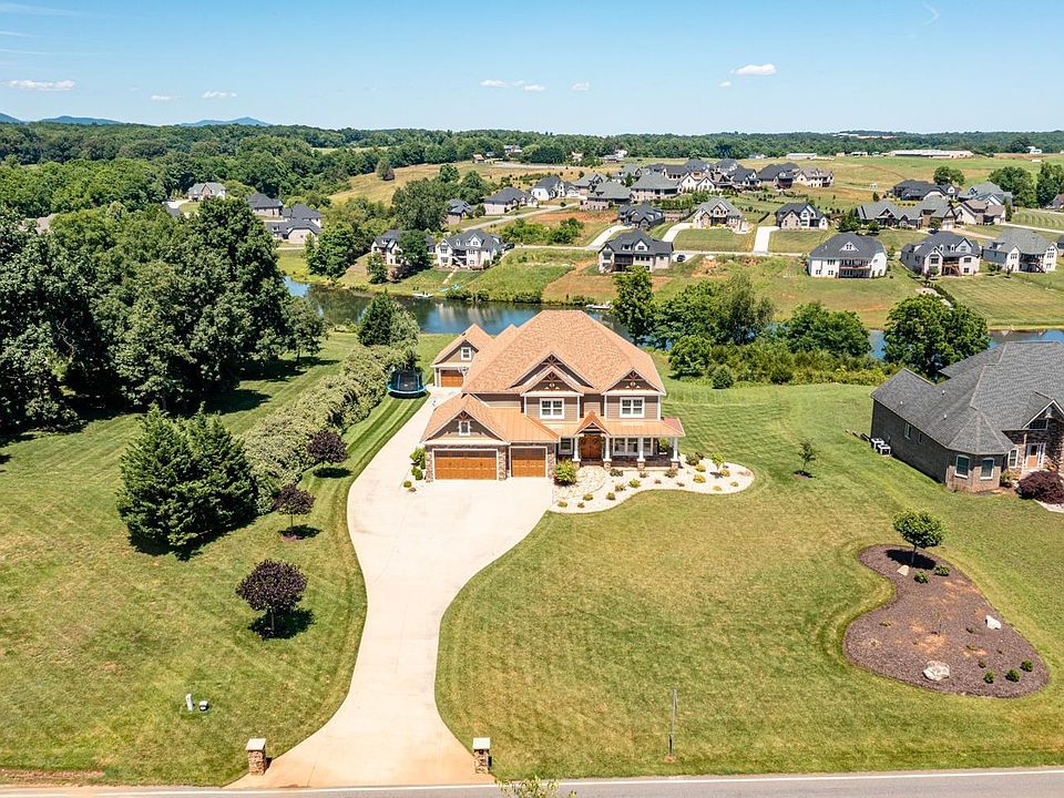 2326 Everett Rd, Forest, VA 24551 Zillow