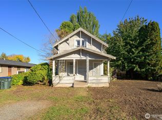 1707 22nd St, Bellingham, WA 98225