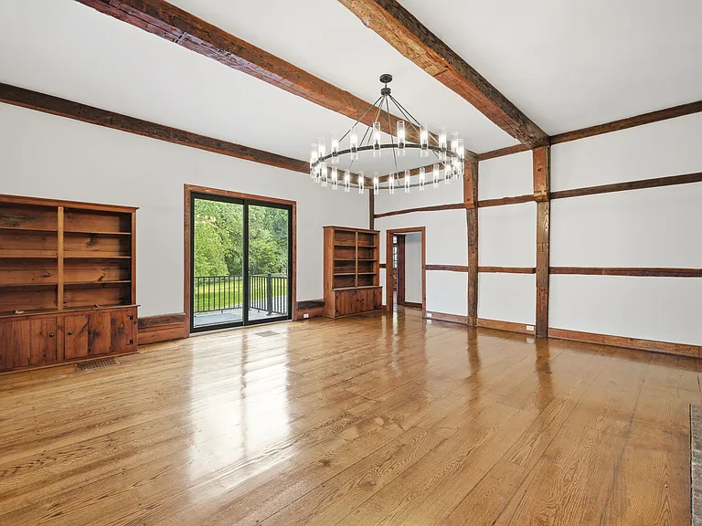 1 Tulip Tree Ln — Photo 19