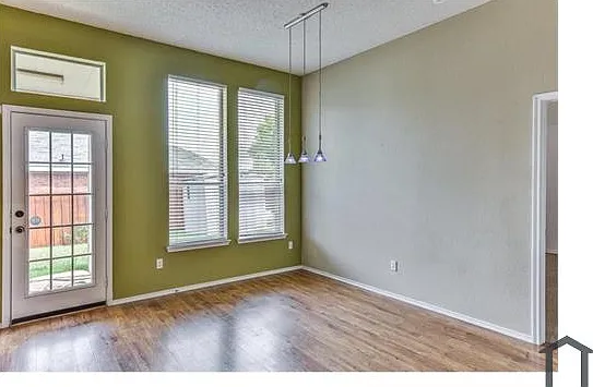 3933 Silver Springs Dr — Photo 8