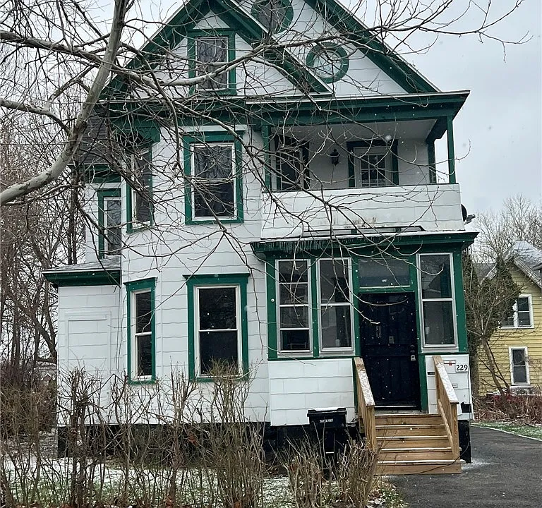 229 Kellogg St