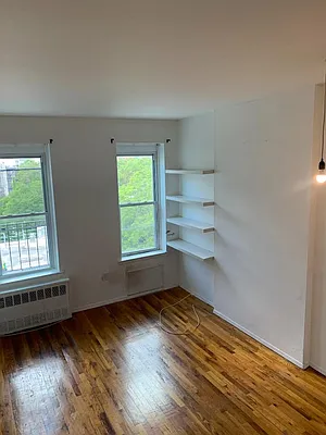 Rented by Krieger Real Estate LLC | media 19