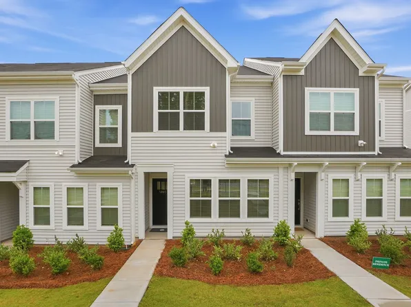5865 Tuckaseegee Rd, Charlotte, NC 28208