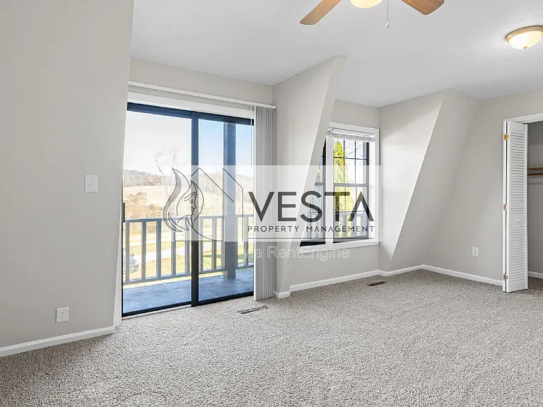 588 Ray Hill Rd #D — Photo 39