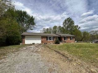270 Paynetown Rd, Mount Airy, NC 27030