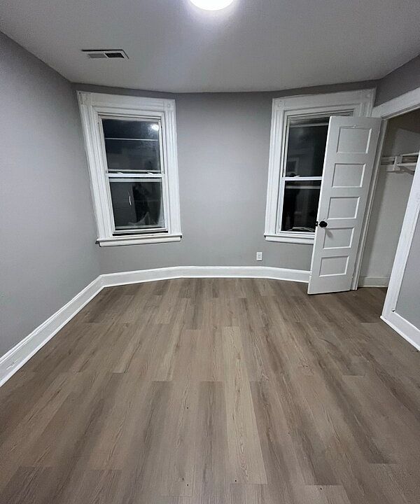1st image of 34 N 18th St #3B