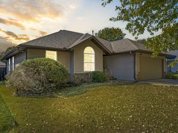 803 S Troy Avenue, Springfield, MO 65802