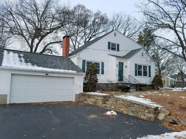 26 Worthington Ave, Shrewsbury, MA 01545