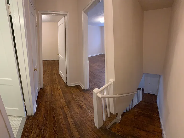 1691 Valley Ave — Photo 12