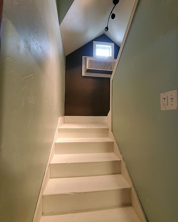 1st image of 247 4th St