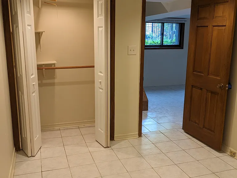 5732 N Kenmore Ave #G — Photo 9
