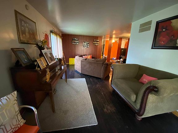 5th image of 878 White Oak Ln Unit 878