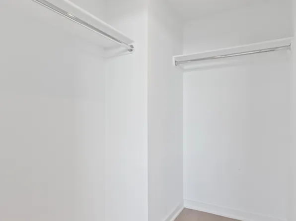 515 West 38th Street image 9 of 27