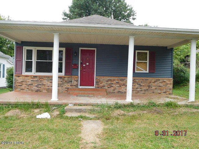 1st image of 1008 Chestnut Ave