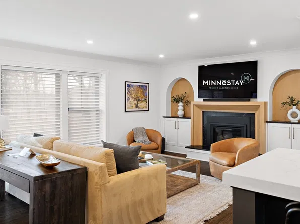 231 Bushaway Rd, Wayzata, MN 55391