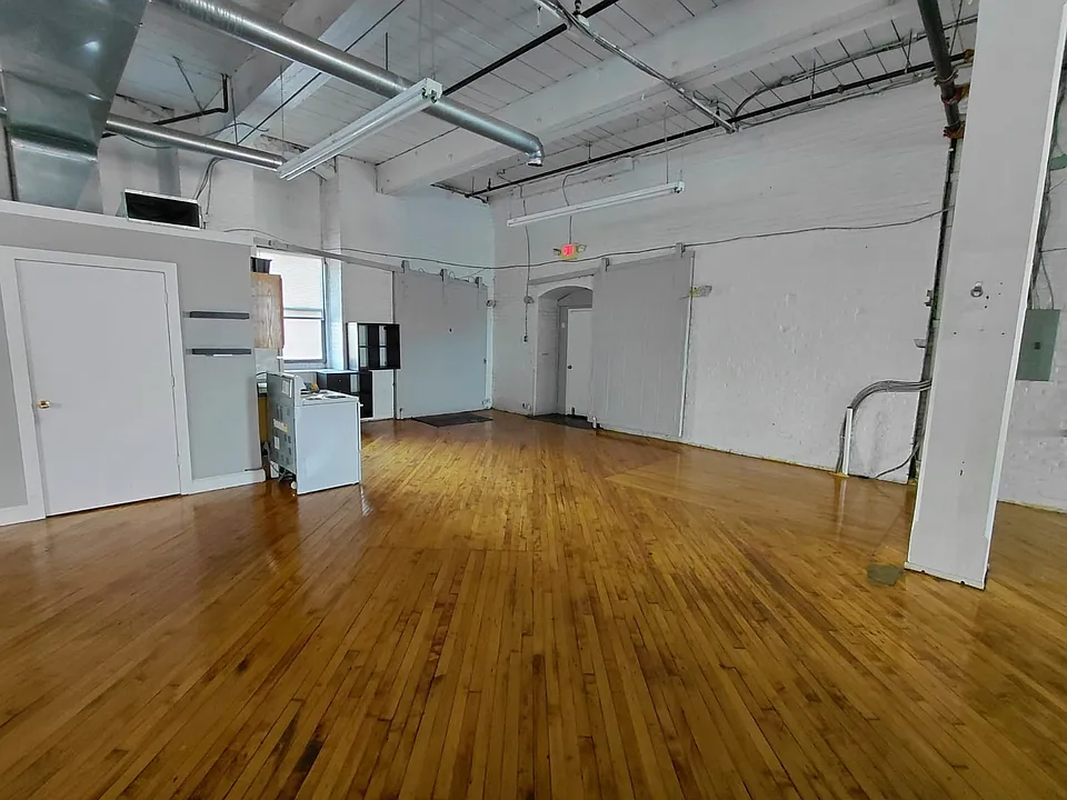 426 E Allegheny Ave #2W