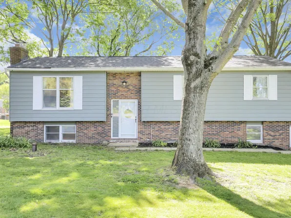 229 Warwood Dr, Granville, OH 43023