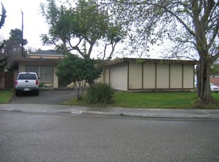 1930 Elsinore Ct, Oxnard, CA 93035