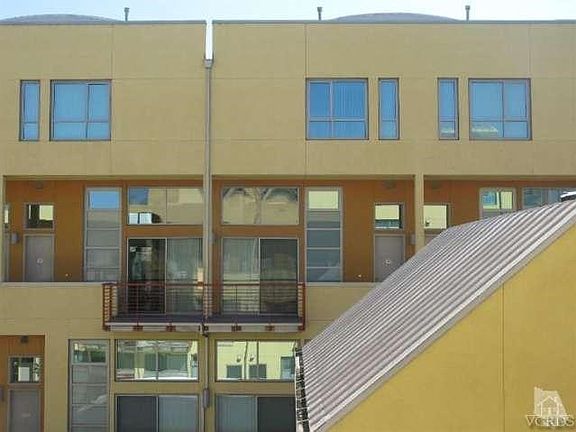 5th image of 175 S Ventura Ave #304