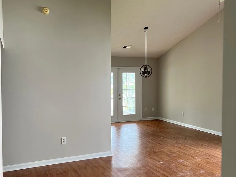505 Pennington Loop — Photo 10