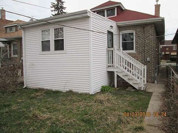 4th image of 7932 S Jeffery Ave