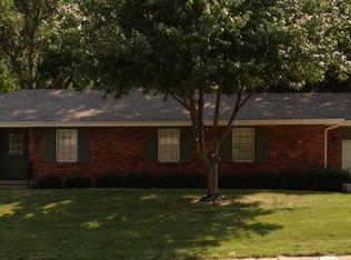 12101 E Markham Rd, Independence, MO 64052