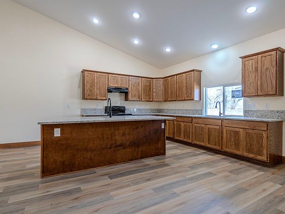 2nd image of 2901 92nd Rd