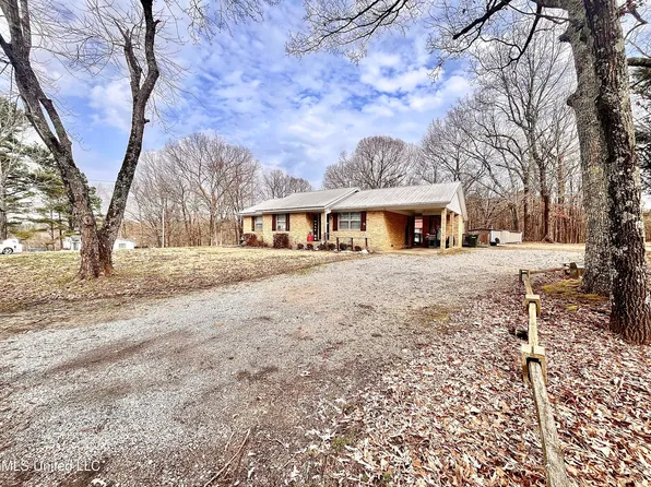 83 Sunset Acres Rd, Holly Springs, MS 38635