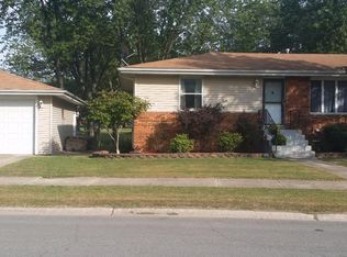 727 E Joliet St, Schererville, IN 46375