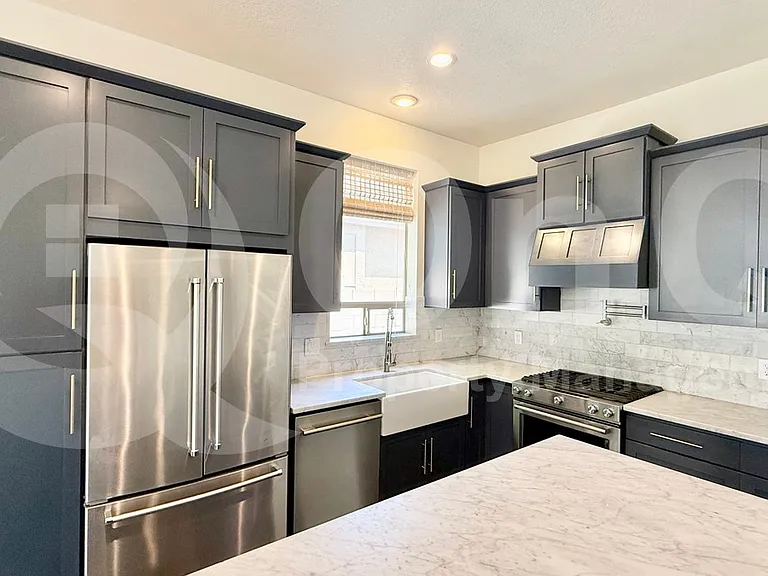 3890 E Juanita Ave — Photo 10