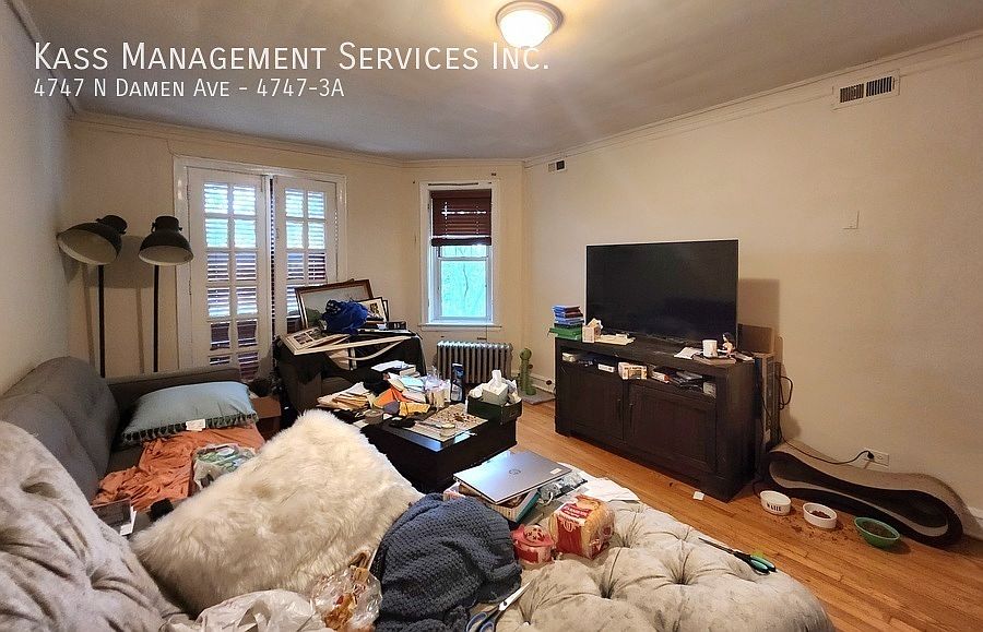 1st image of 4747 N Damen Ave APT 3A