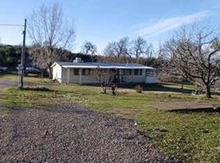 31215 Manton Rd, Paynes Creek, CA 96075
