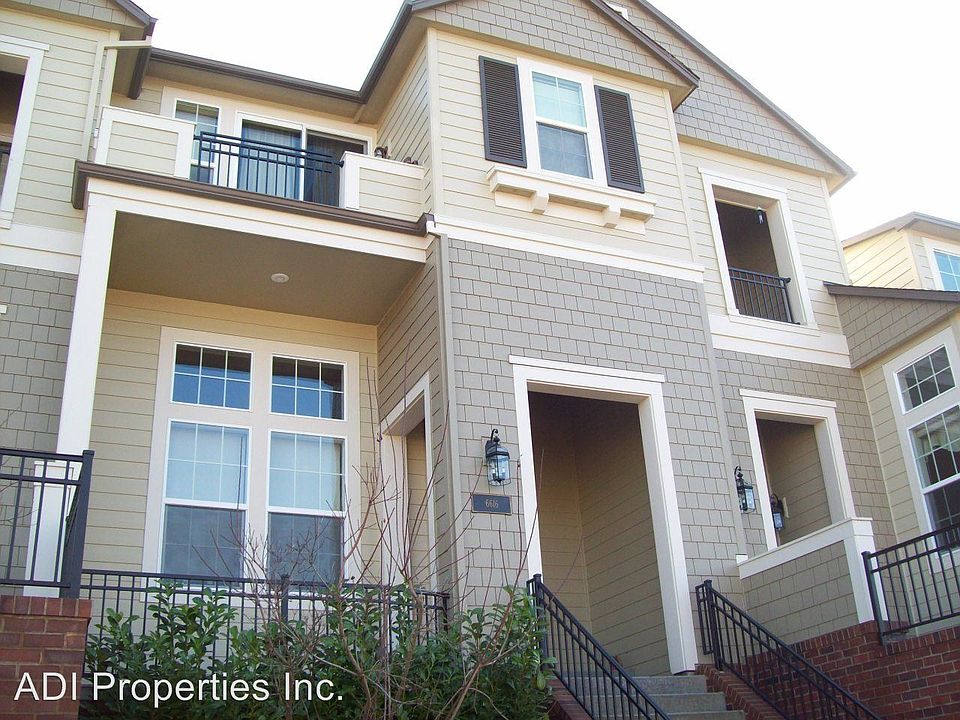 1st image of 6616 NE Rosebay Dr