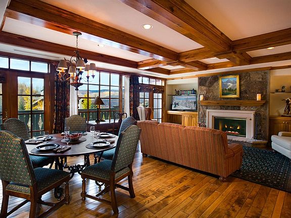 2nd image of 17 Chateau Ln #406