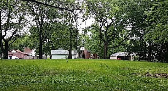 2nd image of 1007 Lindenthal Ave