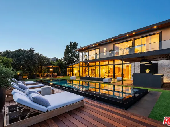12026 Benmore Ter, Los Angeles, CA 90049