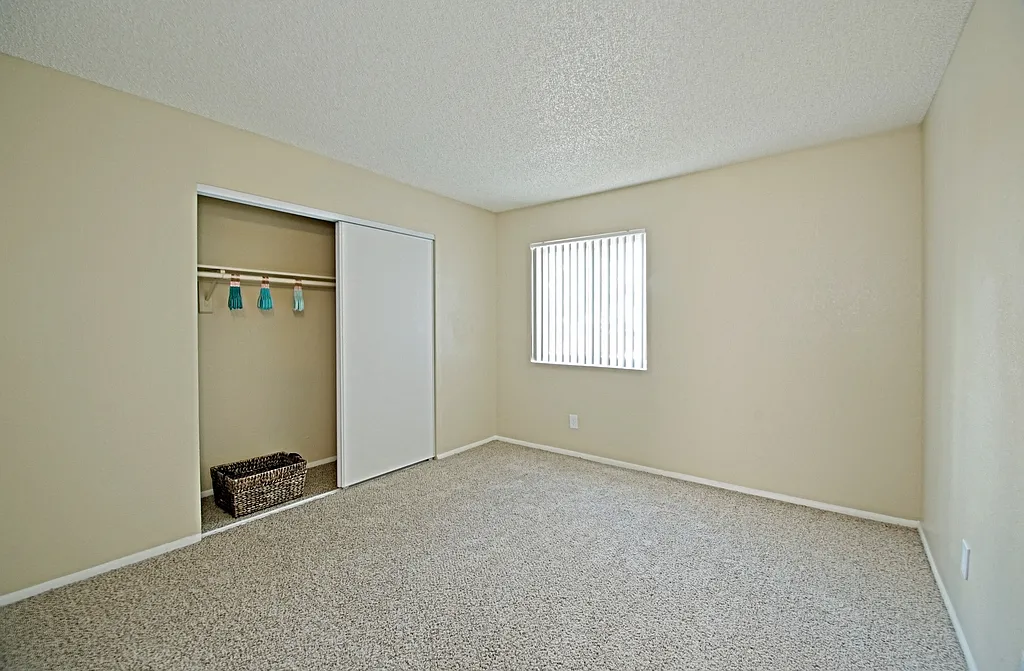 Vista Village — Photo 3