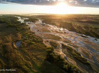 1304 Lone Tree Rd, Central City, NE 68826