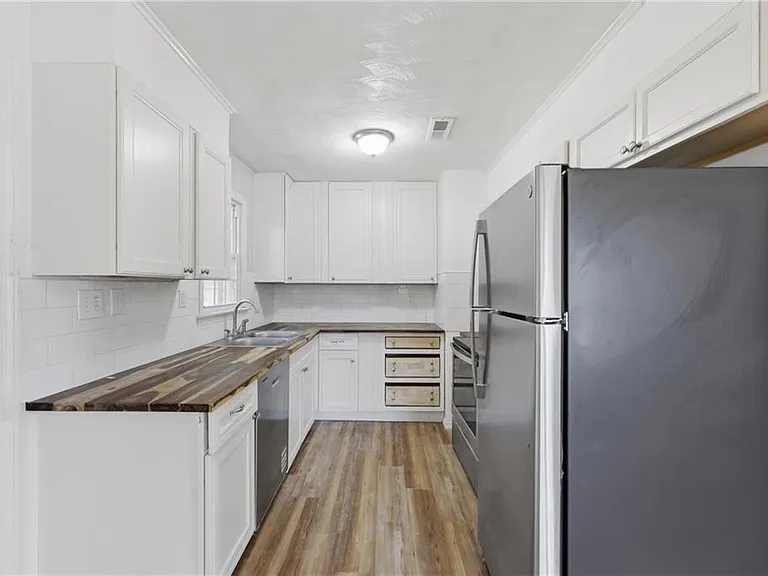 124 Allard Rd — Photo 5