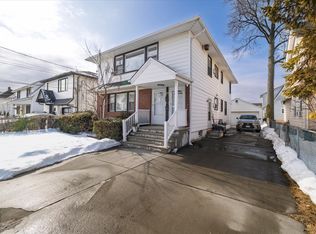 24 S Corona Ave APT 2, Valley Stream, NY 11580