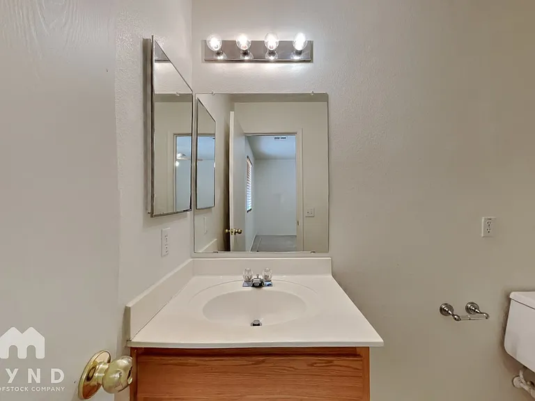1886 E Cowboy Cove Trl — Photo 8