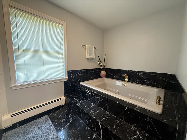 20 Morrison Ave — Photo 23
