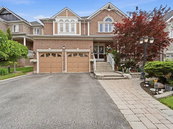 3 Darley St S, Ajax, ON L1T 3X8
